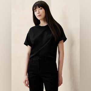 Banana Republic Black Short Sleeve Tee